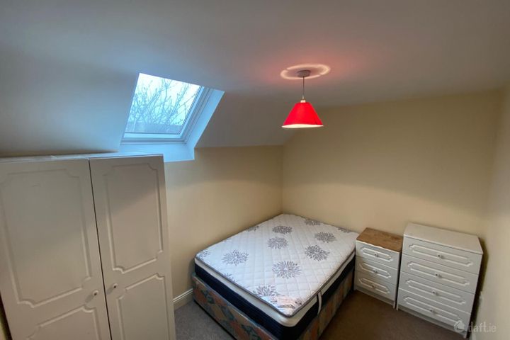 8 Waterville, Lough Road, T12 W2FH, Cork City Centre, Co. Cork