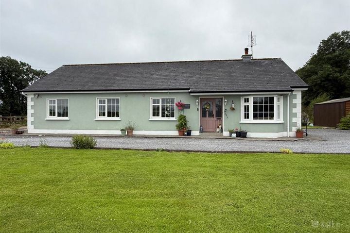 Whitemist Cottage, Carnagruckane, Lisacul, Castlerea, Co. Roscommon, F45RX57
