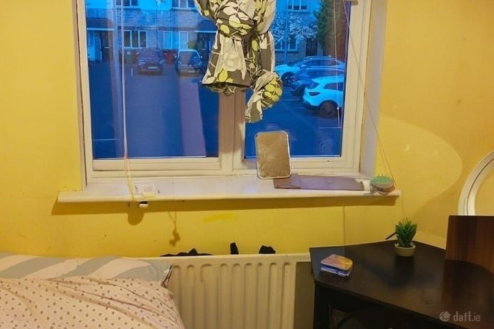 15 Mount Andrew Crescent, Lucan, Lucan, Co. Dublin