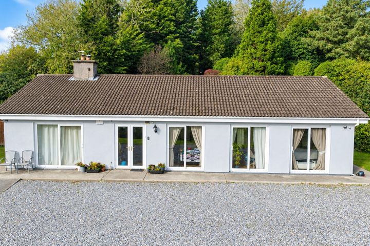 Riverview House, The Grove, Coolbunnia, Cheekpoint, Co. Waterford, X91AY79