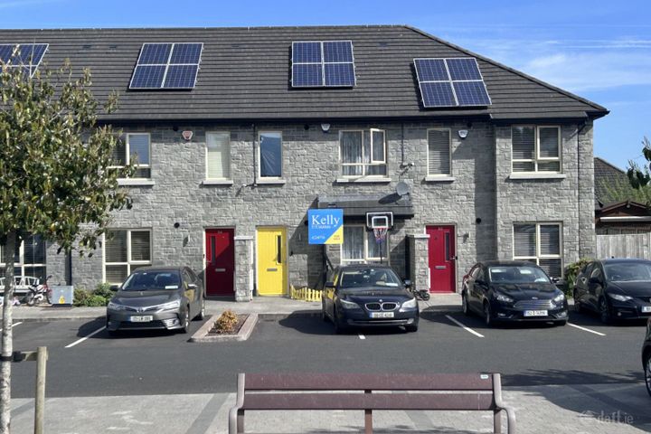 32 Market Square, Newcastle, Newcastle, Dublin 22, D22E1R0