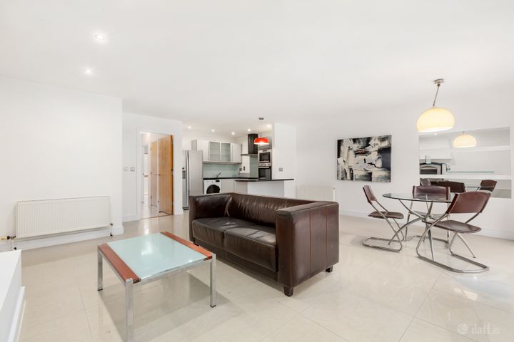 39 Brennanstown Square, Cabinteely, Dublin 18, D18 RH59