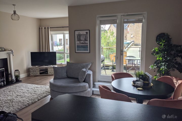 5 Fernleigh Vale, Castleknock, Dublin 15