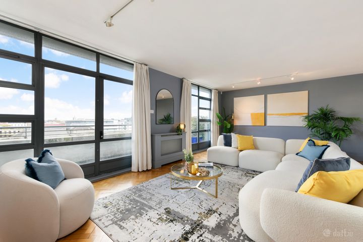 Penthouse, 33 The Warehouse, Clanbrassil Terrace, Dublin 8, D08NP40