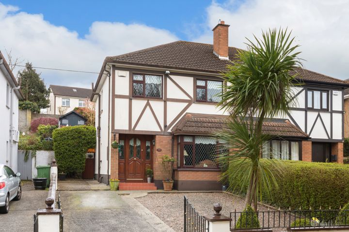 20 Ardeevin Drive, Lucan, Co. Dublin, K78W9E2