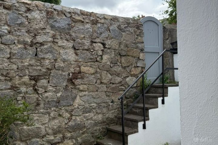 Clarinda Mews, Crosthwaite Terrace, Clarinda Park West, Dun Laoghaire, Glenageary, Co. Dublin