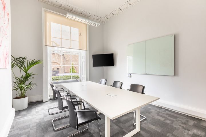 2 Pembroke House, 28-32, Upper Pembroke Street, Dublin 2