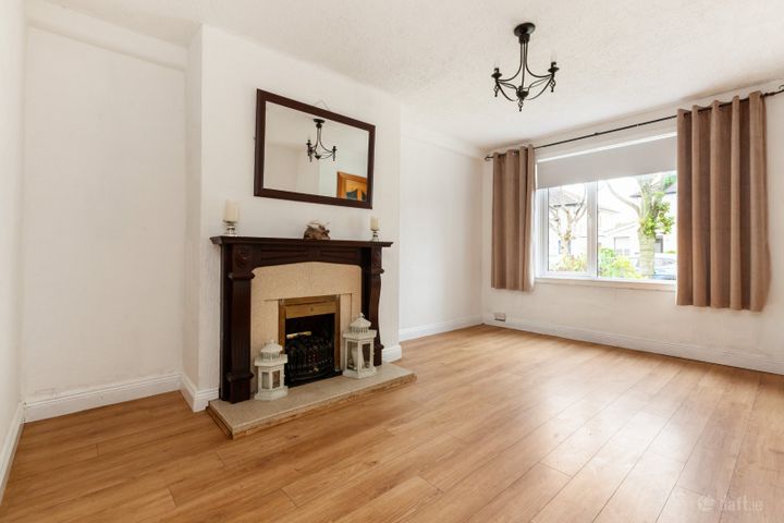 11 Erris Road, Cabra, Dublin 7, D07W927