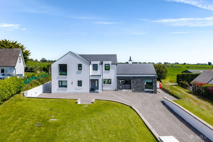 Boardee, Carrigaline, Co. Cork, P43FT63