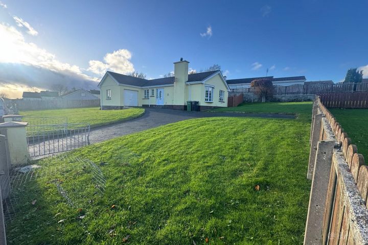 44 Tara Court, Letterkenny, Co. Donegal