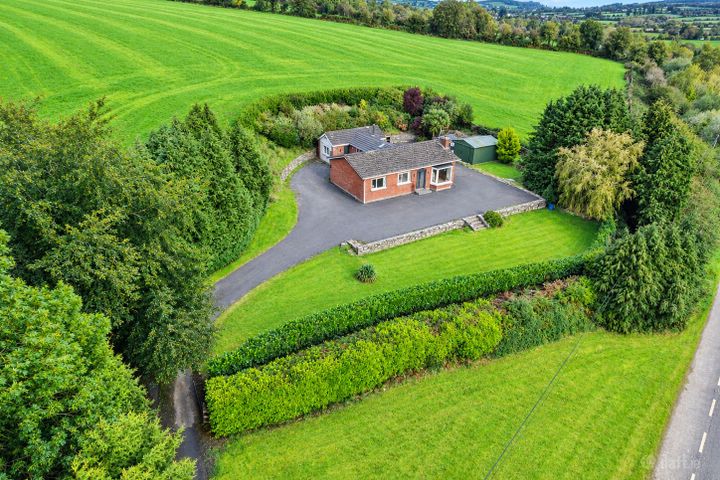 Garranbeg Cottage, Garranbeg, Grangemockler, Co. Tipperary, E32YX00