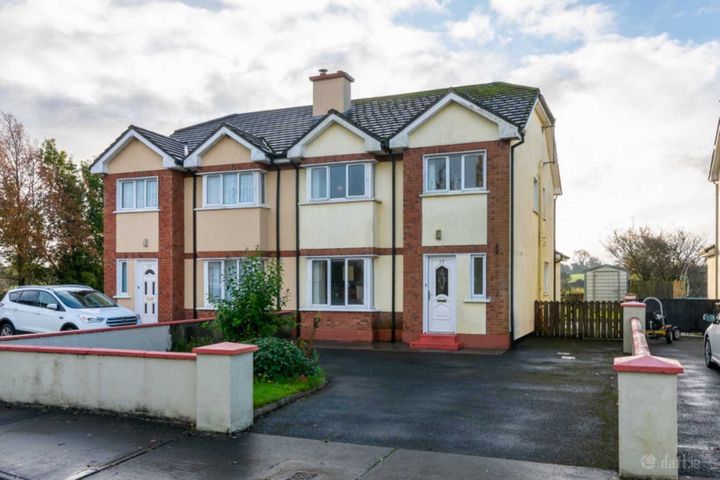 28 Glenview, Galway Rd, Roscommon, Roscommon