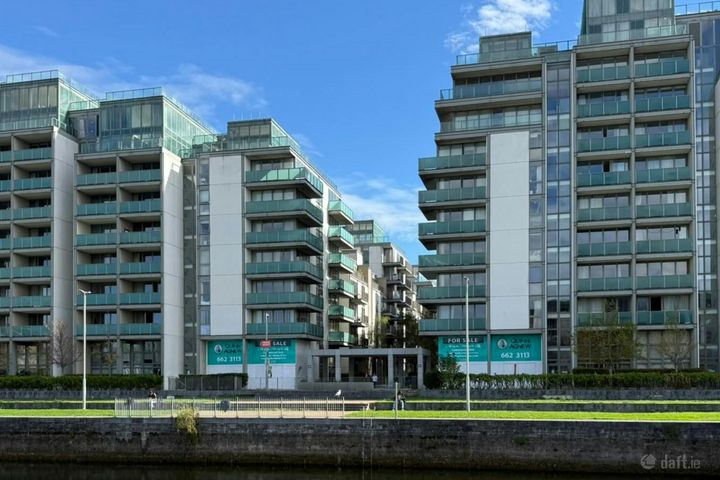 12 Cloncurry House & 13 Hill of Down House, Spencer Dock, Dublin 1, D01XK70