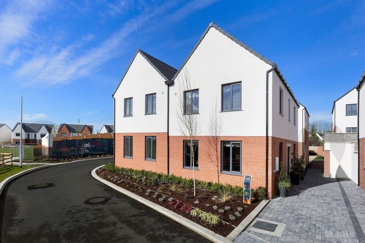 81 Gort Mell, Slane Road, Drogheda, Co. Louth
