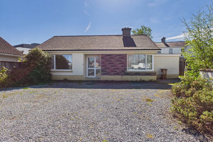Saint Michael's, Railway View, Athlone, Co. Westmeath, N37NH30