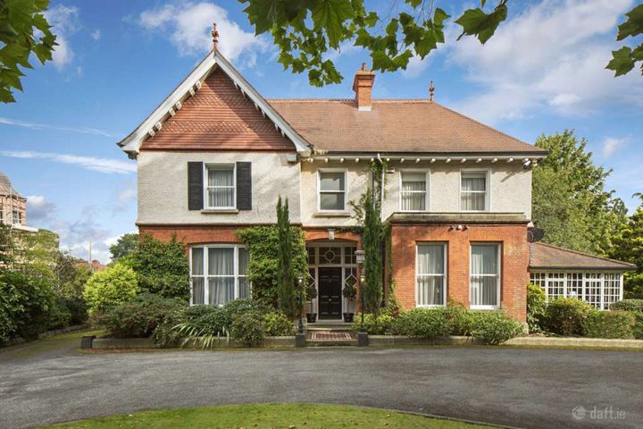 Fintragh, 11 Shrewsbury Road, Dublin 4, Dublin