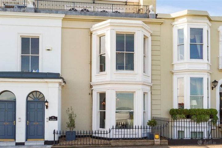 Seaspray, Newtownsmith, Sandycove, Dublin