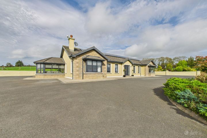 Tír Na Nóg, Kilmovee, Portlaw, Co. Waterford, X91A3N8
