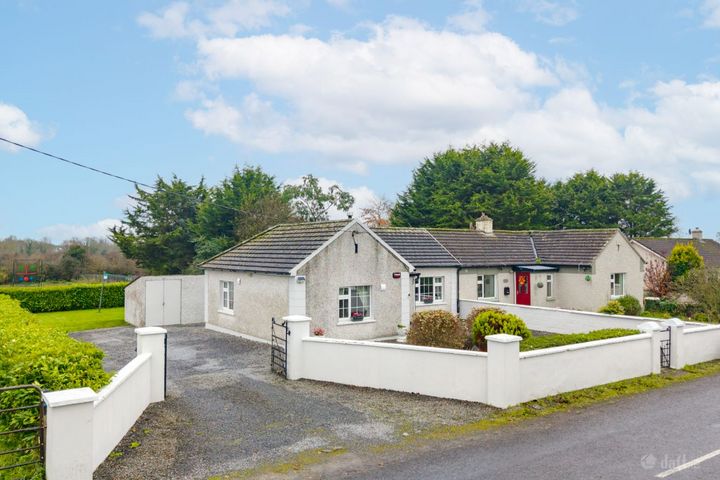 Hymenstown, New Inn, Cashel, Co. Tipperary, E25Y102
