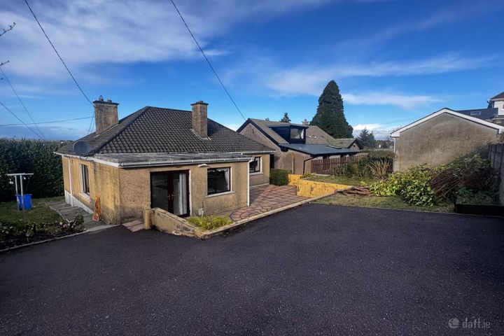 Elche, Old Youghal Road, Dillons Cross, Co. Cork