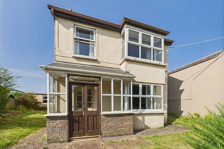 Avonlee, 68 Model Farm Road, Model Farm Road, Co. Cork, T12W7XA