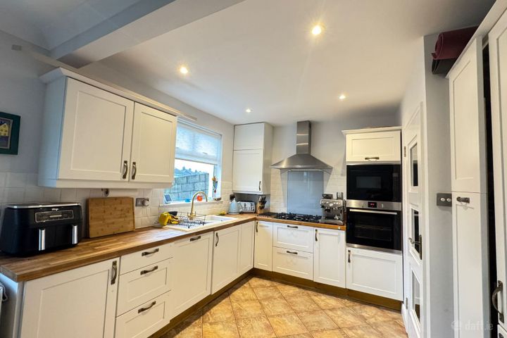 8 The Avenue, Boden Park, Ballyboden, Dublin 16