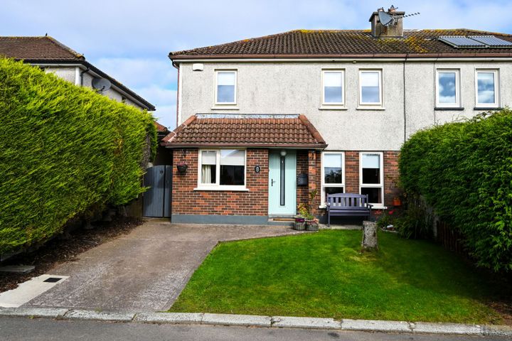 18 Somerville, Church Road, Carrigaline, Co. Cork, P43RH99
