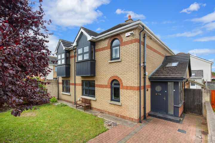 18 Tullyhall Dr, Lucan, Dublin, Dublin