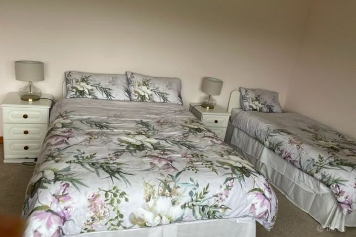 Bridge St, Headford, Co. Galway