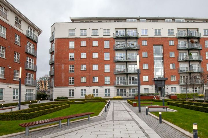 Apt 15, Block A, The Waterside, D04 AX21, Dublin 4