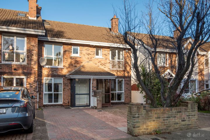 8 Orpen Close, Stillorgan Grove, Blackrock, Dublin