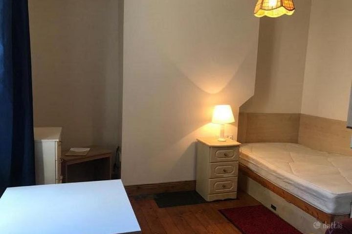 Apartment 1 , 23 Munster Street, Dublin 7, Phibsborough, Dublin 7