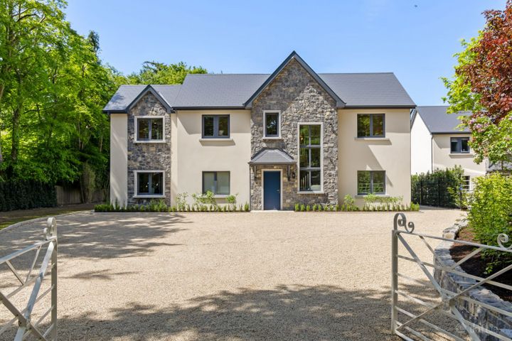 Larkfield, Cookstown Road, Enniskerry, Wicklow