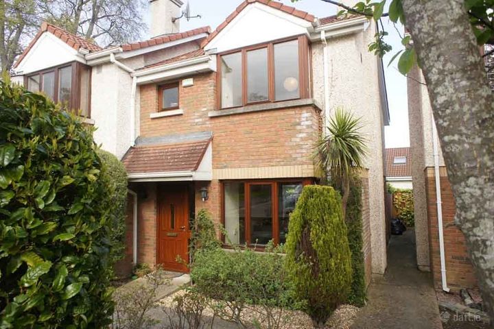 10 Rathmichael Park, Dublin 18, Shankill, Dublin 18, D18A667