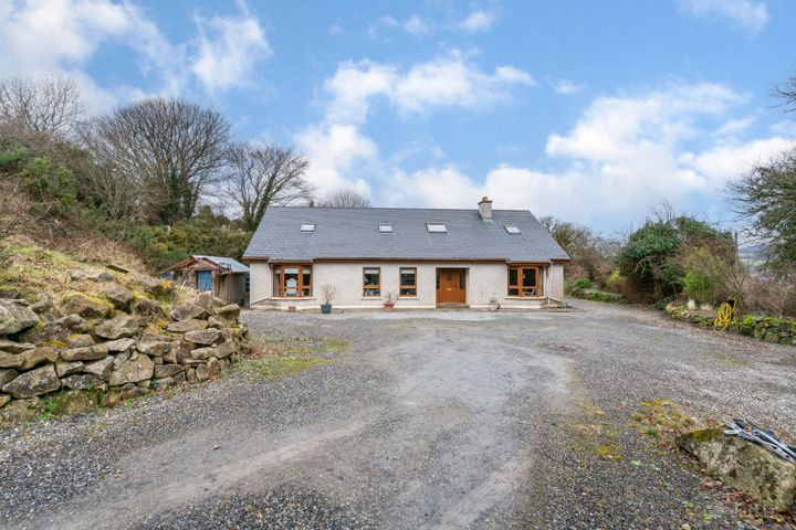 'Riverview' On c. 0.75 Acre, Threecastles, Manor Kilbride, Blessington, Co. Wicklow, W91T3H2