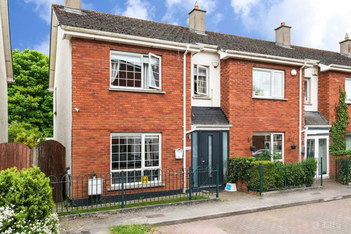 117 Castlecurragh Vale, Mulhuddart, Dublin 15, D15EEH7