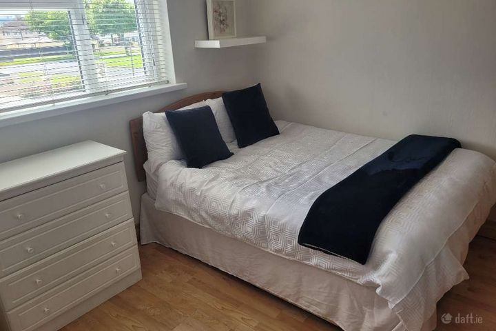 Collinstown Grove, Ronanstown, Co. Dublin