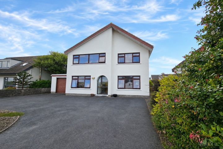 Ennistymon Road, Lahinch, Co. Clare, V95V8R2