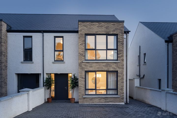 Charleston Woods, Midleton, Co. Cork