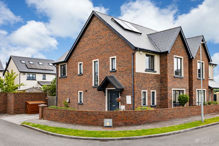 33 Hazelbrook, Kinsealy Lane, Malahide, Co.Dublin, K36R272