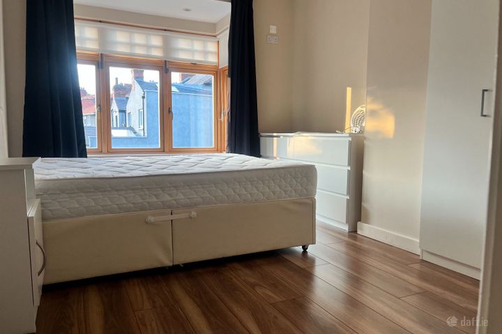 Crescent Place, Clontarf, Co. Dublin