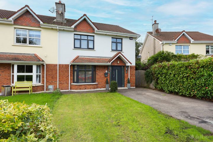 16 Heatherfield, Carrigaline, Co. Cork, P43D815