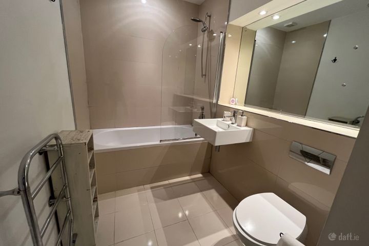 Royal Canal Court, Royal Canal Way, Dublin 15, Royal Canal Park, Dublin 15