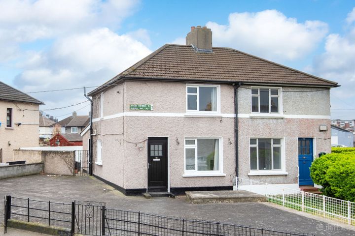 37 Russell Avenue East, East Wall, Dublin 3, D03KD50