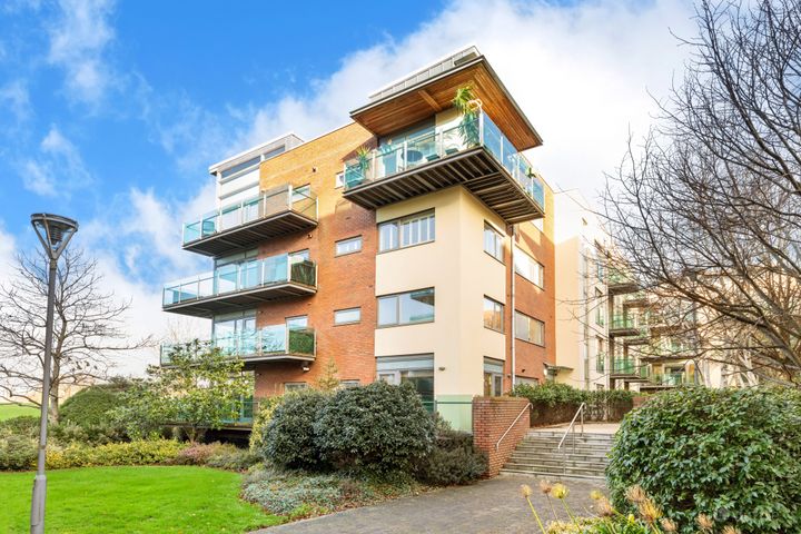 19 Cloonlara Square, Phoenix Park Racecourse, Castleknock, Dublin 15, D15YH33