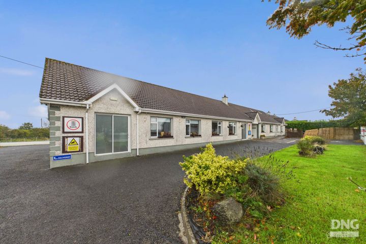 Formerly Costello`s Nursing Home, Ballyleague, Lanesborough, Co. Roscommon, N39WR89