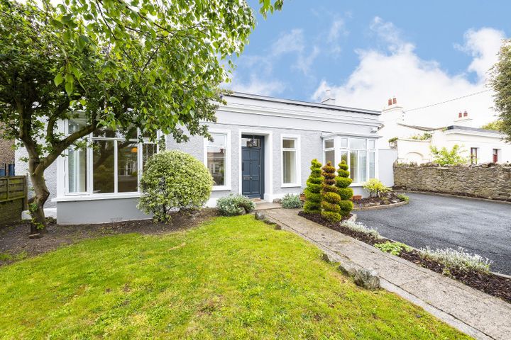 86 Lower Albert Road, Sandycove, Co Dublin, Dublin