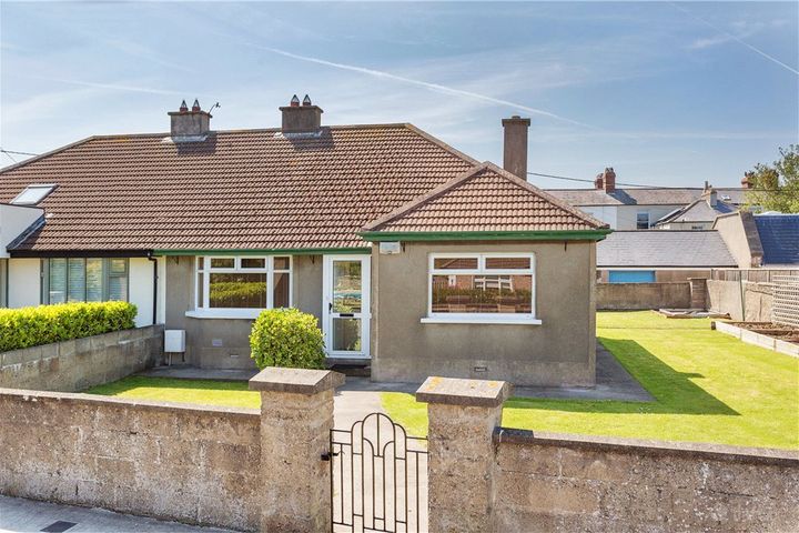 Villa Maria, 1 Carysford Dr, Dalkey, Dublin