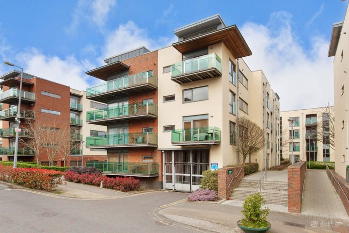 5 Cloonlara Square, Phoenix Park Racecourse, Castleknock, Dublin 15, D15FX77