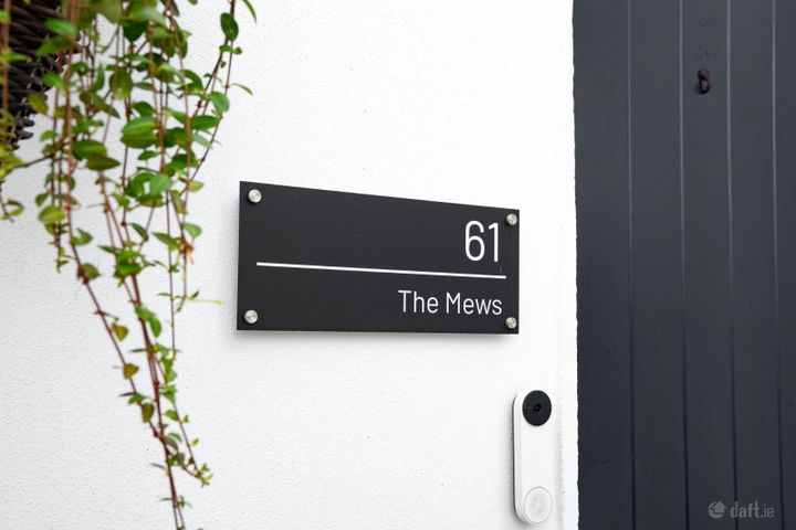 The Mews, 61 Serpentine Avenue, Sandymount, Dublin 4, D04R6A2 - Photo 2